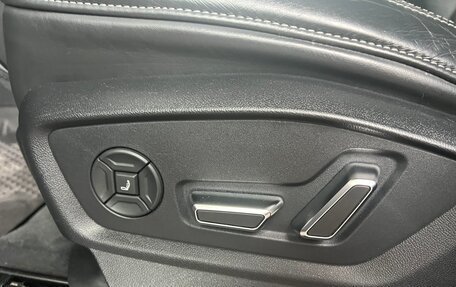 Audi SQ8, 2019 год, 9 990 000 рублей, 16 фотография