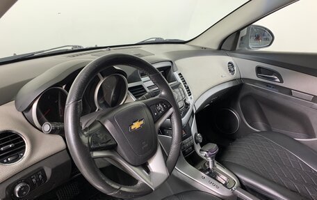 Chevrolet Cruze II, 2011 год, 676 000 рублей, 11 фотография