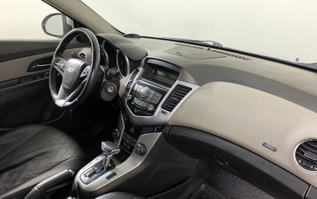 Chevrolet Cruze II, 2011 год, 676 000 рублей, 13 фотография
