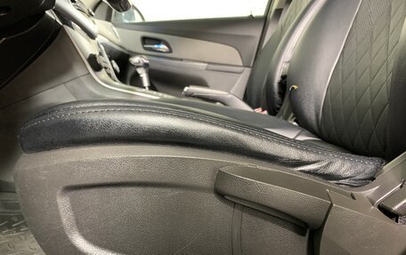 Chevrolet Cruze II, 2011 год, 676 000 рублей, 16 фотография