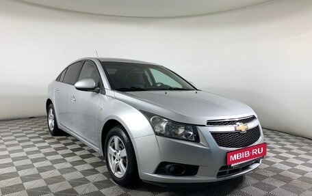 Chevrolet Cruze II, 2011 год, 676 000 рублей, 3 фотография