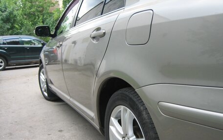 Toyota Avensis III рестайлинг, 2006 год, 750 000 рублей, 10 фотография