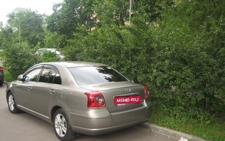 Toyota Avensis III рестайлинг, 2006 год, 750 000 рублей, 2 фотография