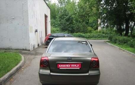 Toyota Avensis III рестайлинг, 2006 год, 750 000 рублей, 11 фотография