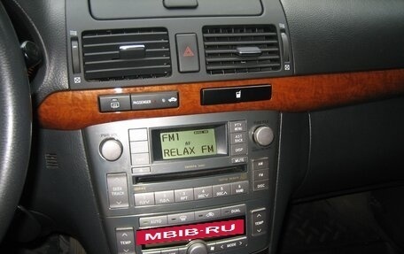 Toyota Avensis III рестайлинг, 2006 год, 750 000 рублей, 21 фотография