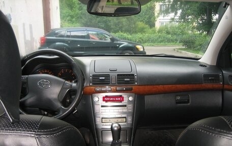 Toyota Avensis III рестайлинг, 2006 год, 750 000 рублей, 24 фотография