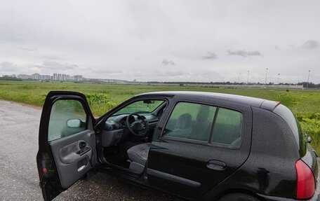 Renault Clio III, 2001 год, 260 000 рублей, 2 фотография