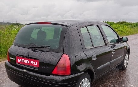 Renault Clio III, 2001 год, 260 000 рублей, 5 фотография