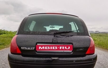 Renault Clio III, 2001 год, 260 000 рублей, 4 фотография