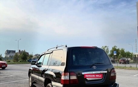 Toyota Land Cruiser 100 рестайлинг 2, 2006 год, 2 180 000 рублей, 4 фотография