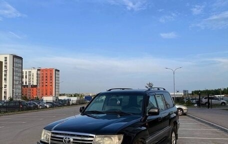 Toyota Land Cruiser 100 рестайлинг 2, 2006 год, 2 180 000 рублей, 2 фотография