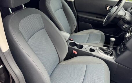 Nissan Qashqai, 2010 год, 1 099 000 рублей, 17 фотография