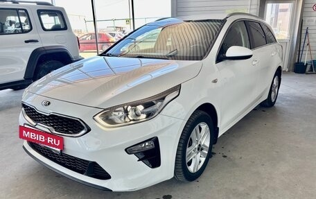 KIA cee'd III, 2019 год, 1 800 000 рублей, 3 фотография