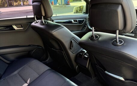Mercedes-Benz C-Класс, 2011 год, 1 600 000 рублей, 9 фотография