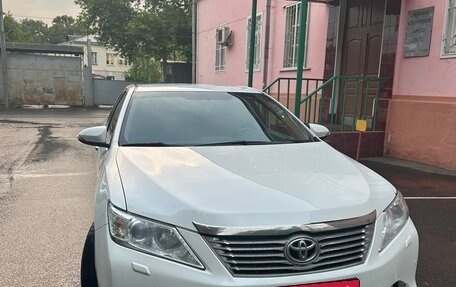 Toyota Camry, 2014 год, 1 850 000 рублей, 3 фотография