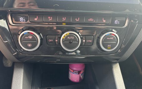 Volkswagen Jetta III, 2014 год, 1 170 000 рублей, 10 фотография