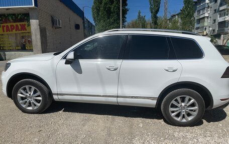 Volkswagen Touareg III, 2012 год, 2 500 000 рублей, 4 фотография