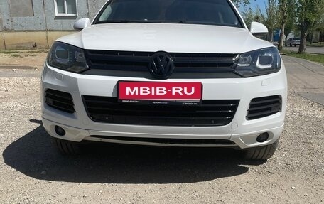 Volkswagen Touareg III, 2012 год, 2 500 000 рублей, 2 фотография