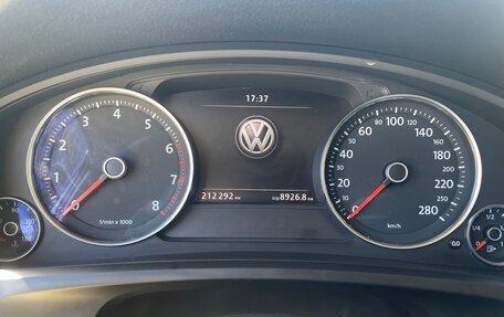 Volkswagen Touareg III, 2012 год, 2 500 000 рублей, 15 фотография