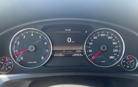 Volkswagen Touareg III, 2012 год, 2 500 000 рублей, 16 фотография