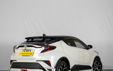 Toyota C-HR I рестайлинг, 2018 год, 2 679 000 рублей, 5 фотография