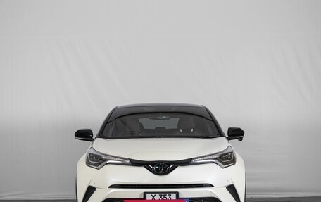 Toyota C-HR I рестайлинг, 2018 год, 2 679 000 рублей, 3 фотография