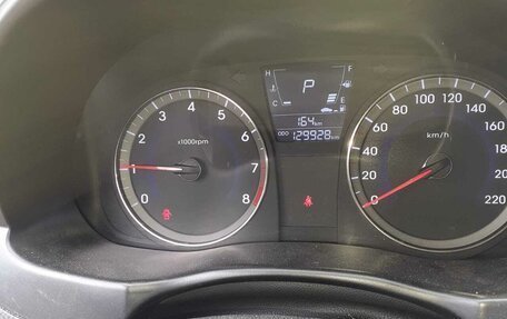 Hyundai Solaris II рестайлинг, 2013 год, 750 000 рублей, 1 фотография