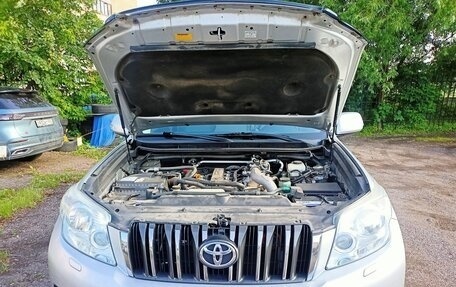 Toyota Land Cruiser Prado 150 рестайлинг 2, 2012 год, 2 880 000 рублей, 12 фотография