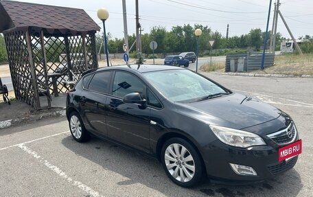 Opel Astra J, 2012 год, 750 000 рублей, 3 фотография