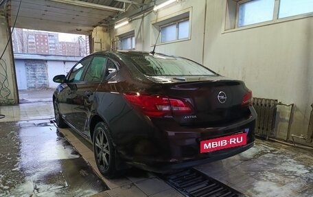 Opel Astra J, 2013 год, 850 000 рублей, 5 фотография