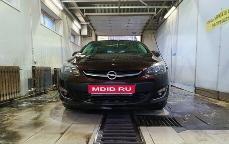 Opel Astra J, 2013 год, 850 000 рублей, 2 фотография