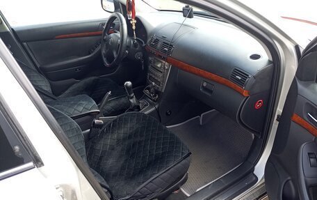 Toyota Avensis III рестайлинг, 2007 год, 700 000 рублей, 7 фотография
