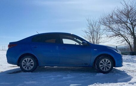 KIA Rio IV, 2018 год, 1 550 000 рублей, 7 фотография