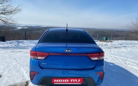 KIA Rio IV, 2018 год, 1 550 000 рублей, 9 фотография