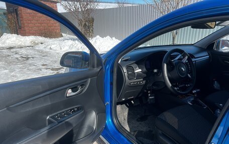 KIA Rio IV, 2018 год, 1 550 000 рублей, 13 фотография