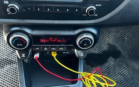 KIA Rio IV, 2018 год, 1 550 000 рублей, 12 фотография