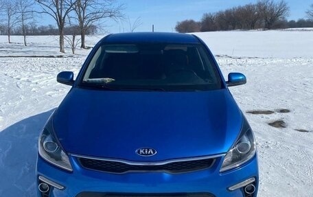 KIA Rio IV, 2018 год, 1 550 000 рублей, 5 фотография