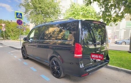 Mercedes-Benz V-Класс, 2020 год, 6 500 000 рублей, 3 фотография