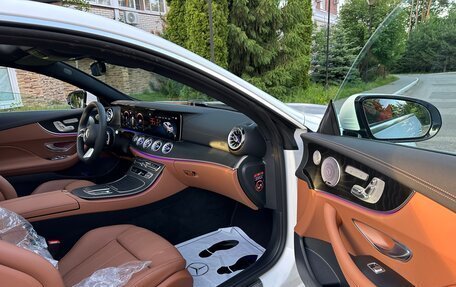 Mercedes-Benz E-Класс, 2023 год, 7 990 000 рублей, 9 фотография