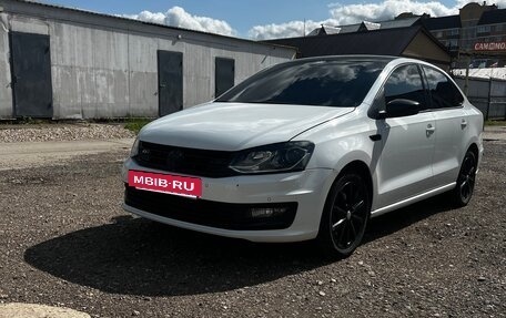 Volkswagen Polo VI (EU Market), 2018 год, 1 150 000 рублей, 2 фотография