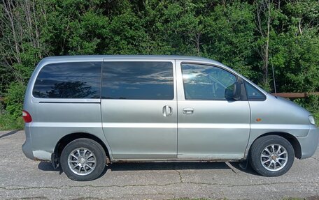 Hyundai H-1 II рестайлинг, 2000 год, 399 000 рублей, 3 фотография