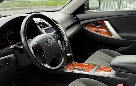 Toyota Camry, 2008 год, 735 000 рублей, 10 фотография