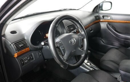 Toyota Avensis III рестайлинг, 2008 год, 697 000 рублей, 5 фотография