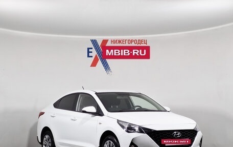 Hyundai Solaris II рестайлинг, 2020 год, 1 385 000 рублей, 2 фотография