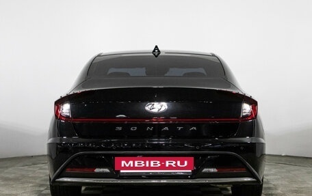 Hyundai Sonata VIII, 2020 год, 2 600 000 рублей, 6 фотография