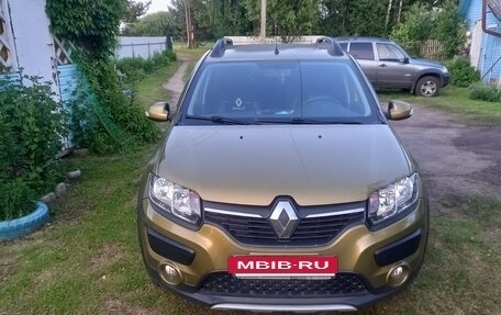 Renault Sandero II рестайлинг, 2017 год, 999 000 рублей, 2 фотография