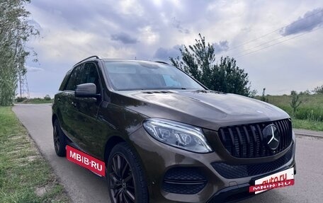 Mercedes-Benz GLE, 2016 год, 4 000 000 рублей, 3 фотография