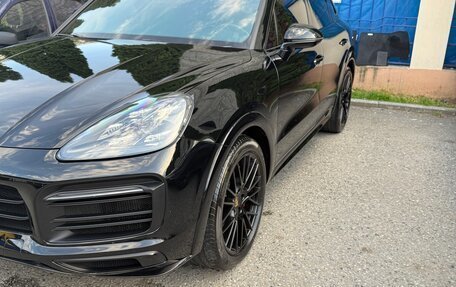 Porsche Cayenne III, 2021 год, 13 850 000 рублей, 9 фотография