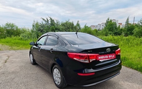 KIA Rio III рестайлинг, 2016 год, 990 000 рублей, 4 фотография