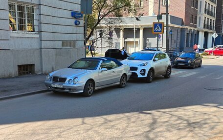 Mercedes-Benz CLK-Класс, 2000 год, 2 000 000 рублей, 26 фотография
